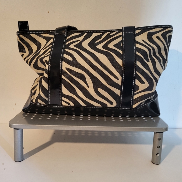 Danier Animal Print Tote - Picture 4 of 4